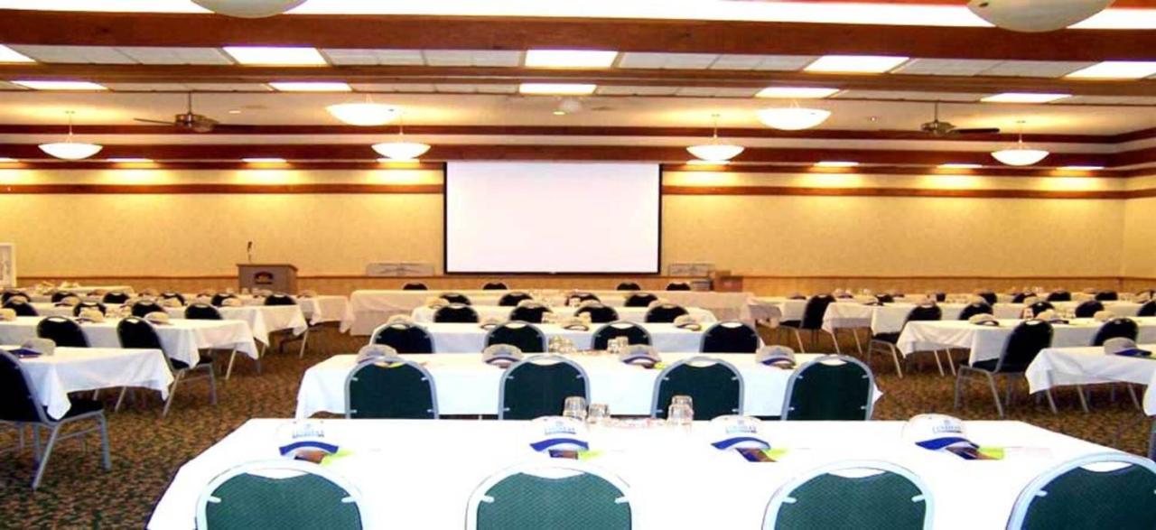 Norwood Inn & Suites Mankato North Mankato Dış mekan fotoğraf